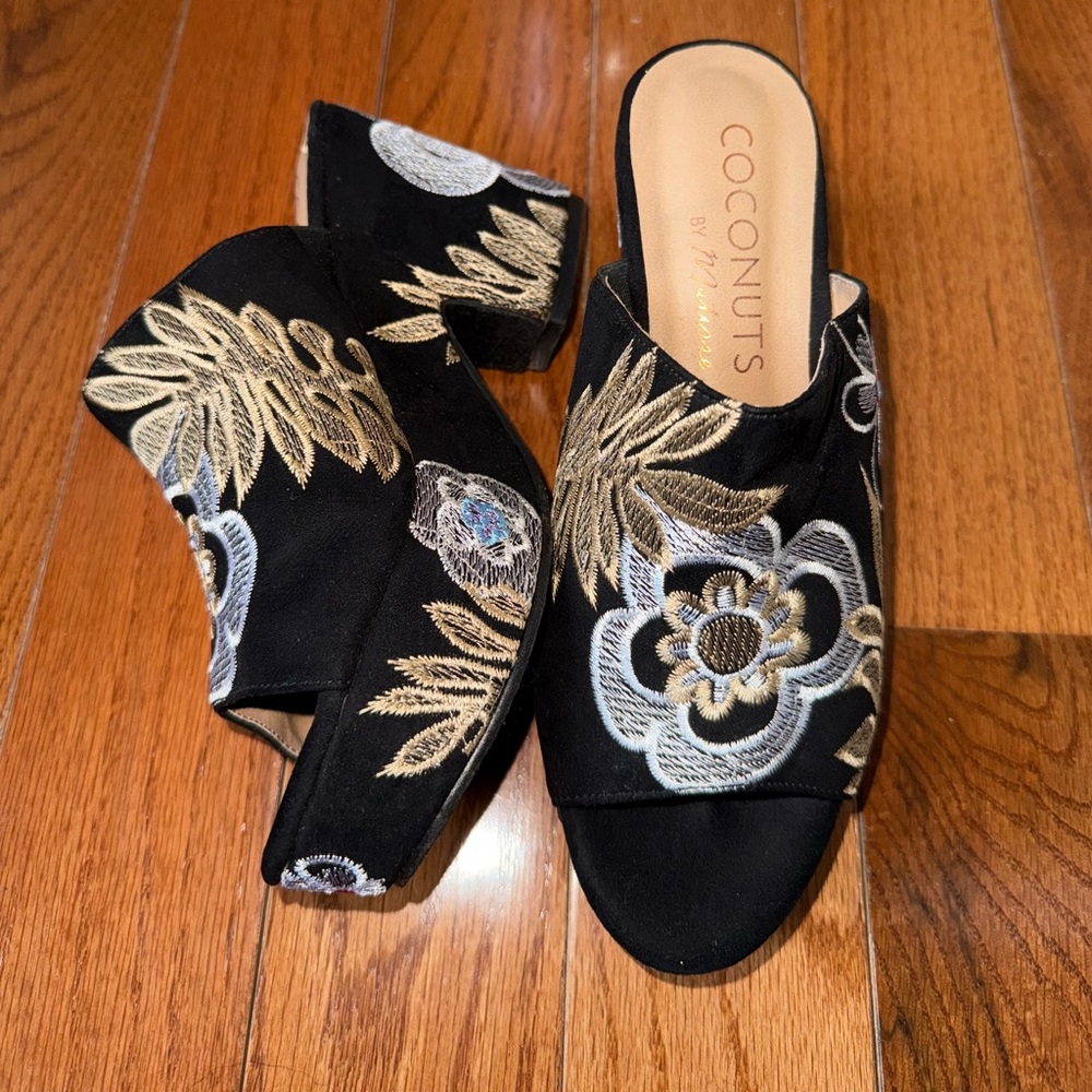 Embroidered platform clogs